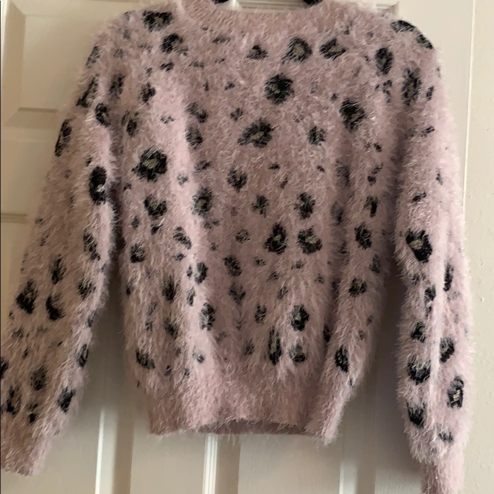 Pink leopard design sweater , Size S - Picture 3 of 4
